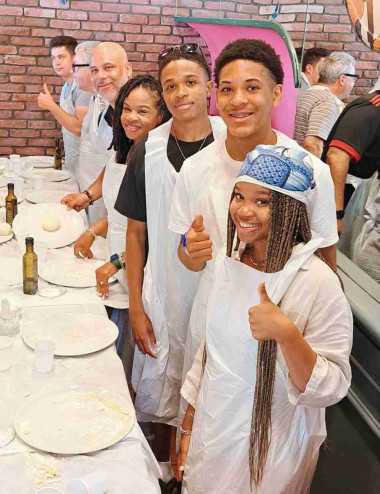 Pasta Fettuccine e Tiramisù Corso di Cucina