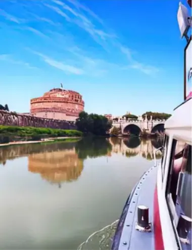 Boat Tour Experience Daily